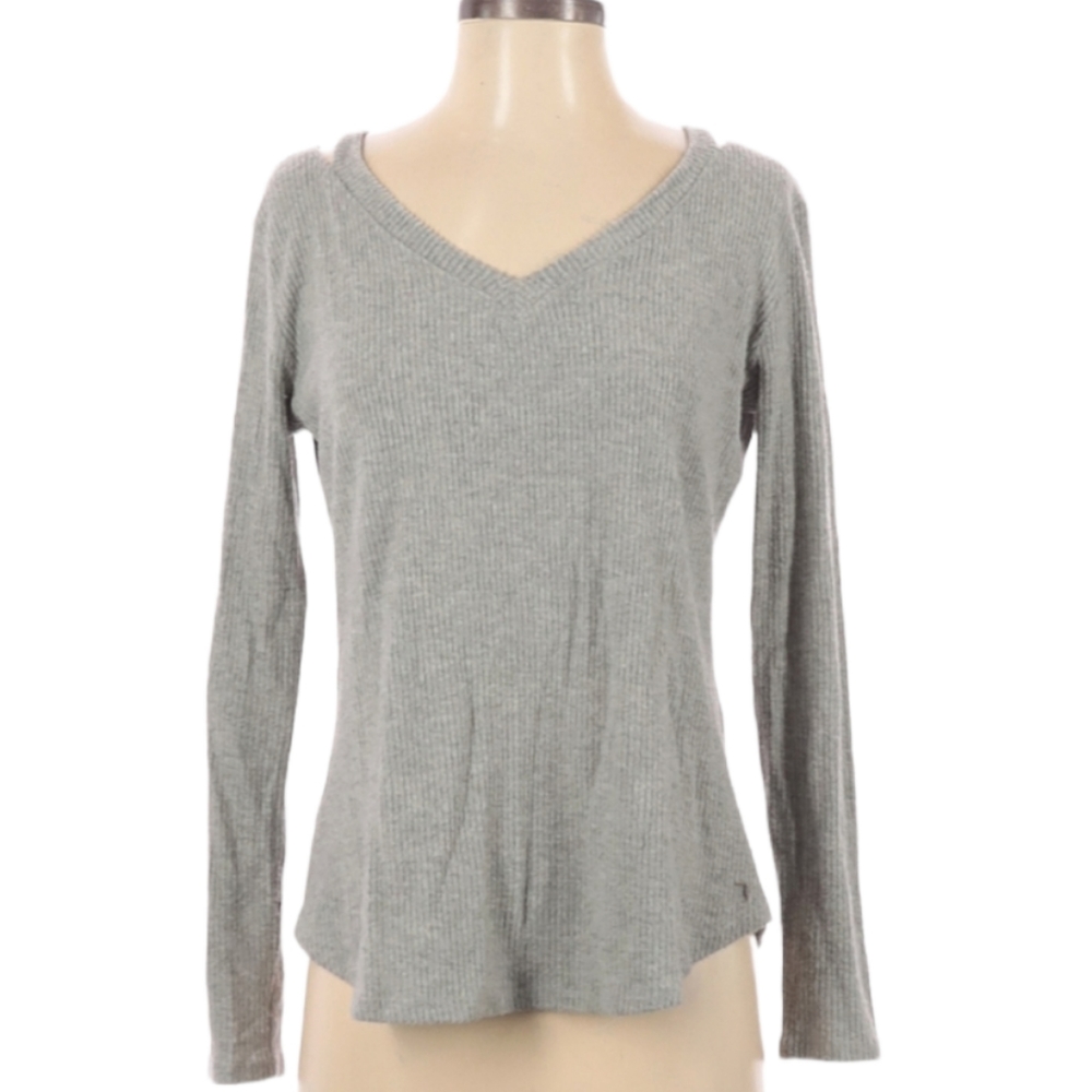 Red Haute Pullover Sweater Size S Gray Long Sleeve Split Shoulder Cozy Stretch